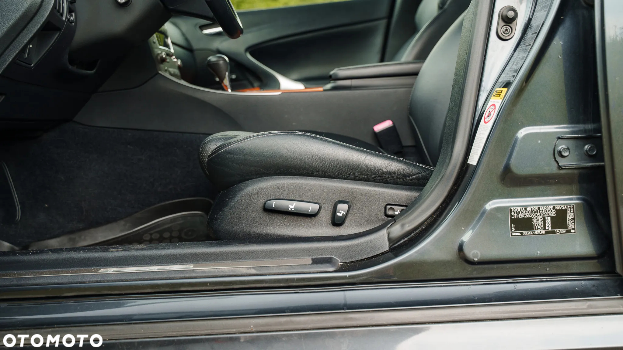 Lexus IS 250 Prestige - 12