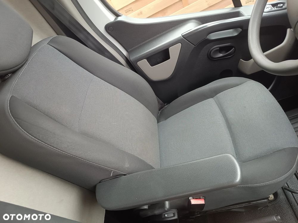Renault Master - 22