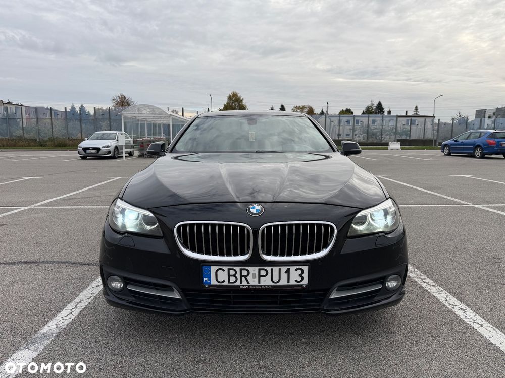 BMW Seria 5 530d xDrive Luxury Line - 11