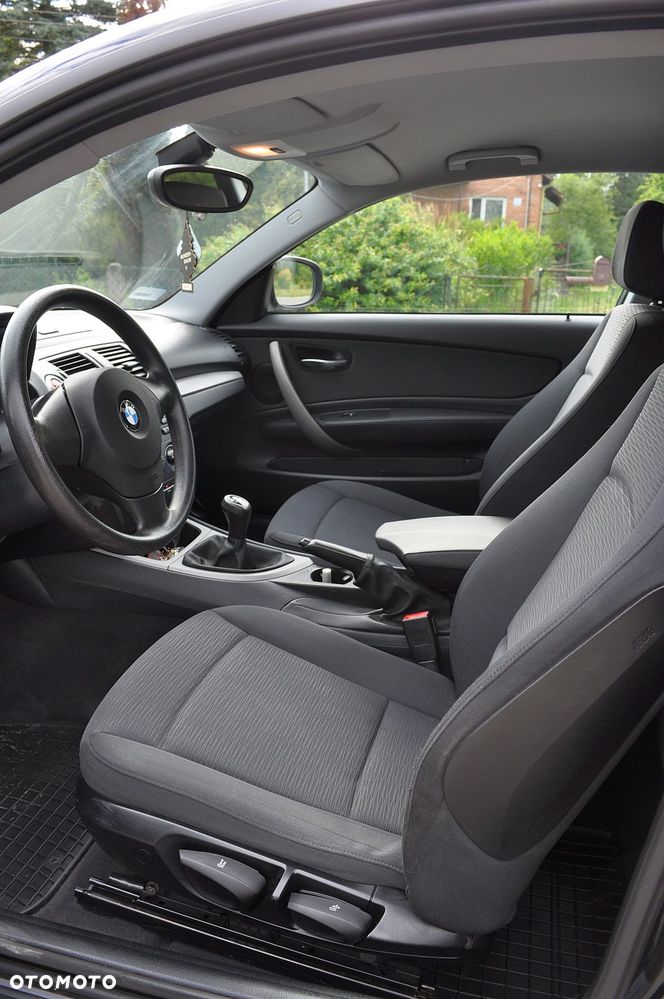BMW Seria 1 116i - 10