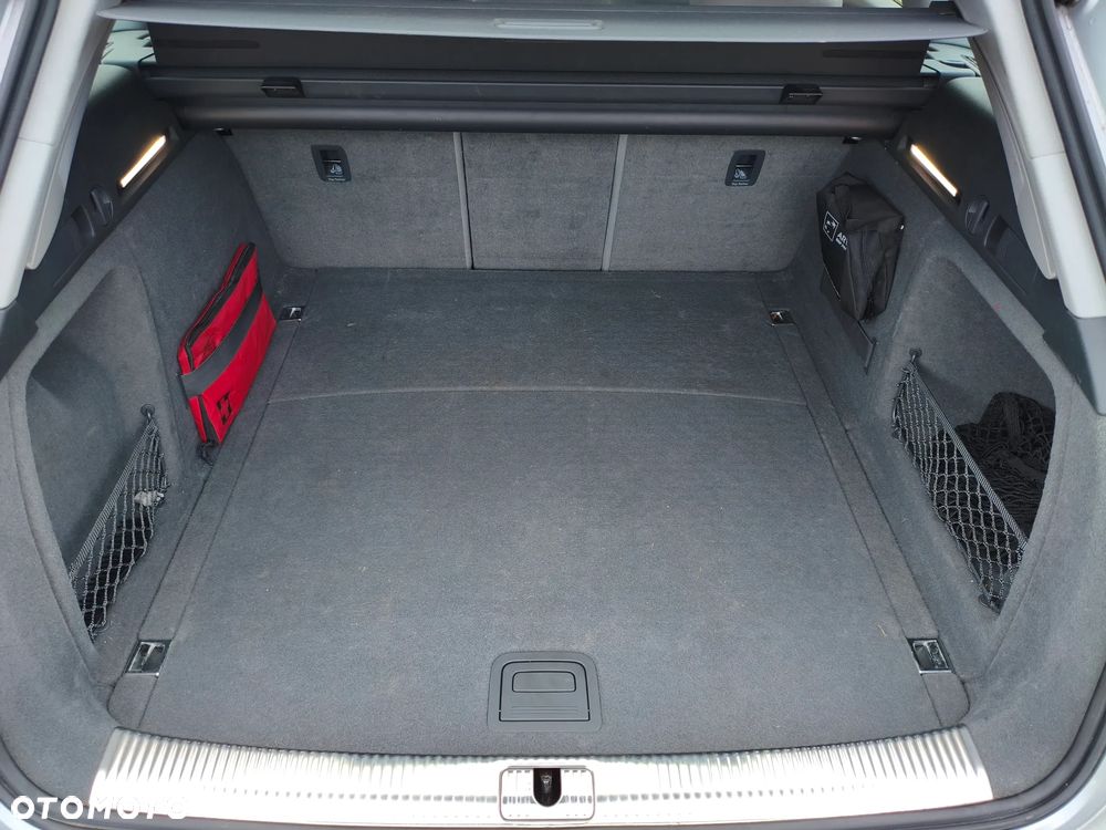 Audi A4 Avant 2.0 TDI S tronic - 16