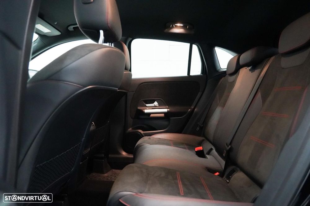 Mercedes-Benz GLA 180 d AMG Line - 8