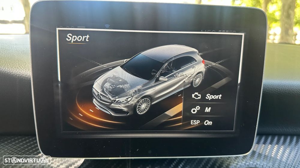 Mercedes-Benz A 45 AMG 4Matic Speedshift 7G-DCT - 42