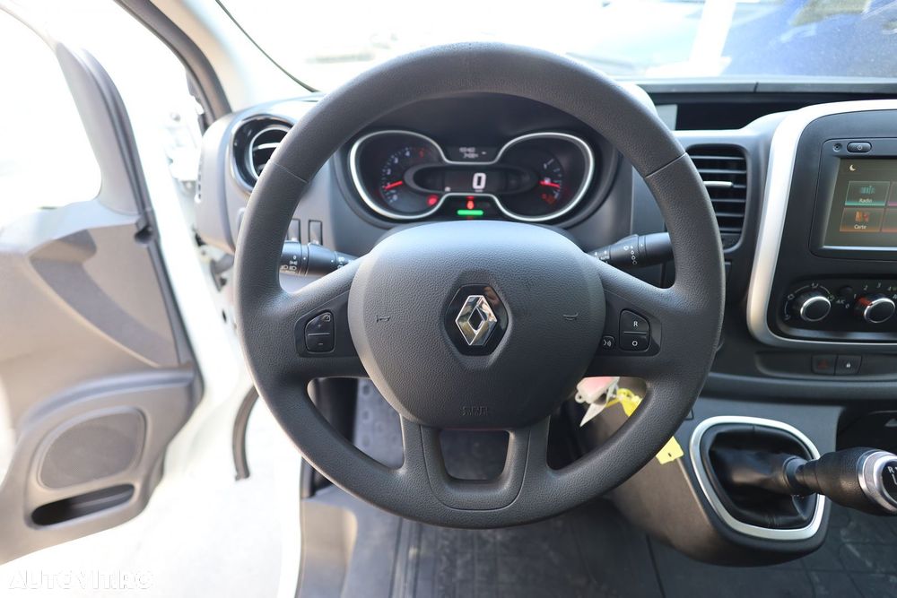 Renault Trafic L2H2 - 16
