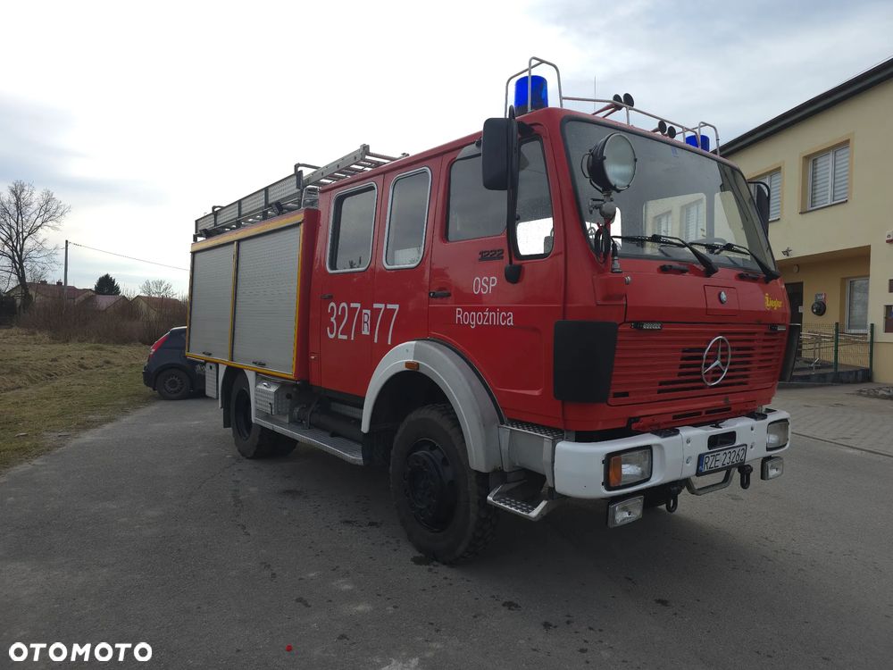 Mercedes-Benz 1222AF - 2