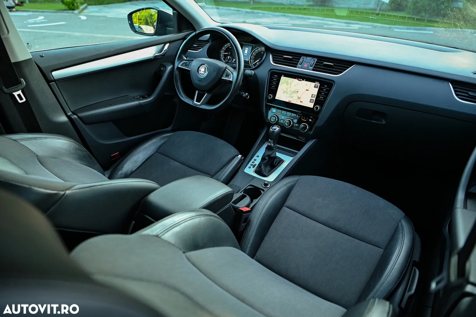 Skoda Octavia Combi Diesel 1.6 TDI DSG Style - 11