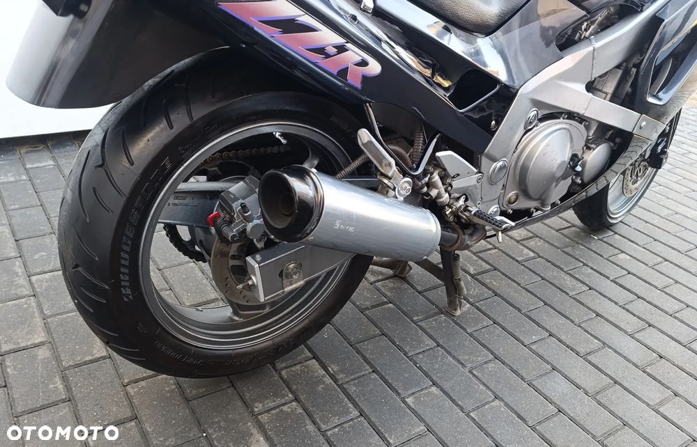 Kawasaki ZZR - 19