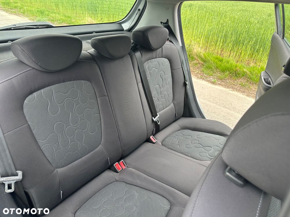 Hyundai i20 1.2 Comfort EU5 - 18
