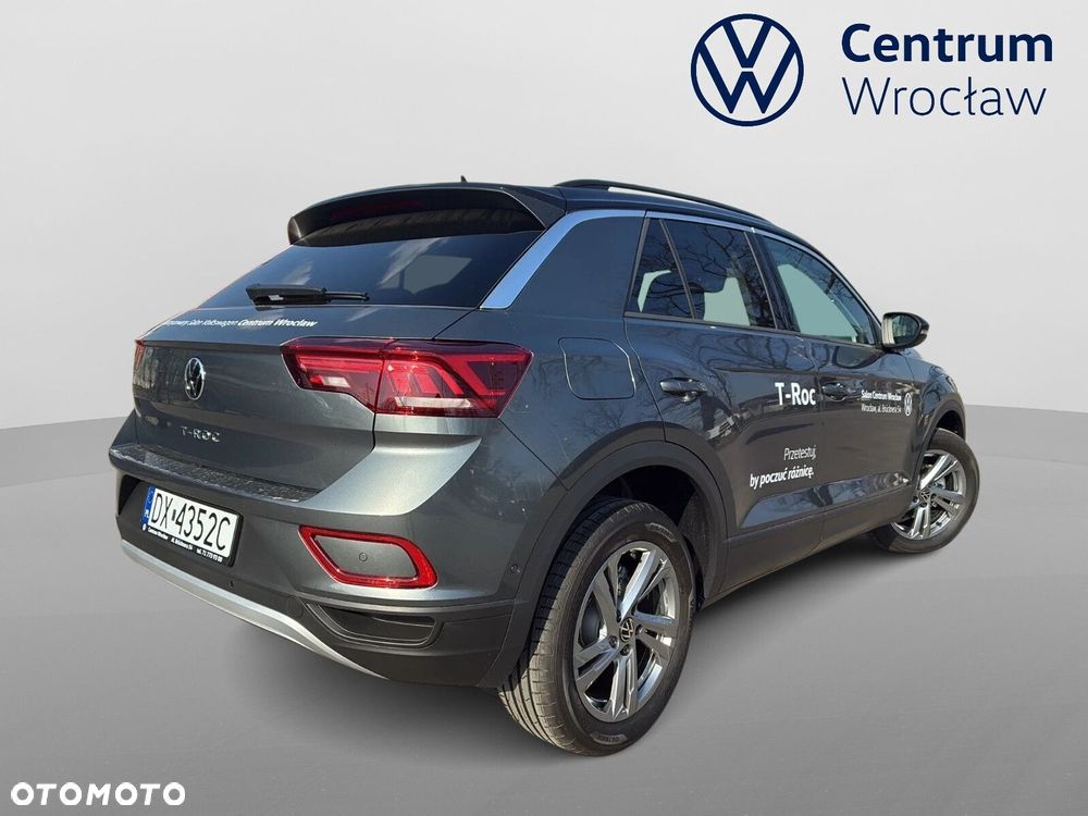 Volkswagen T-Roc - 3