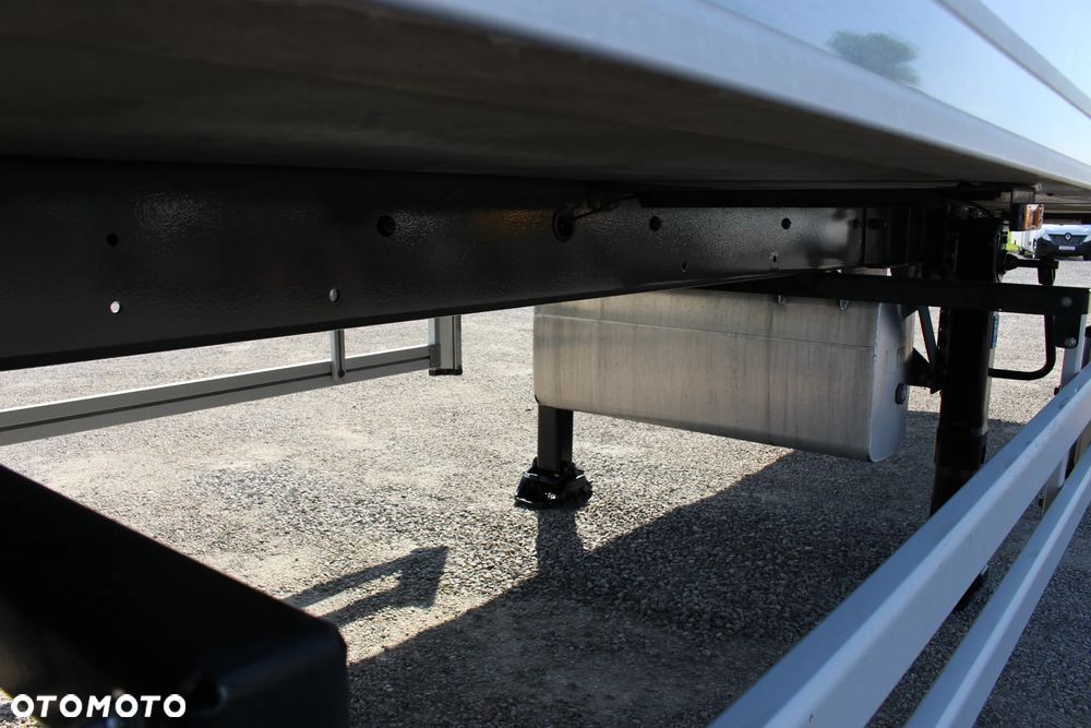 Lamberet CHŁODNIA /AGREGAT THERMO-KING SLX 300/ 4500 mh/ DRUKARKA /IDEALNY STAN / - 10