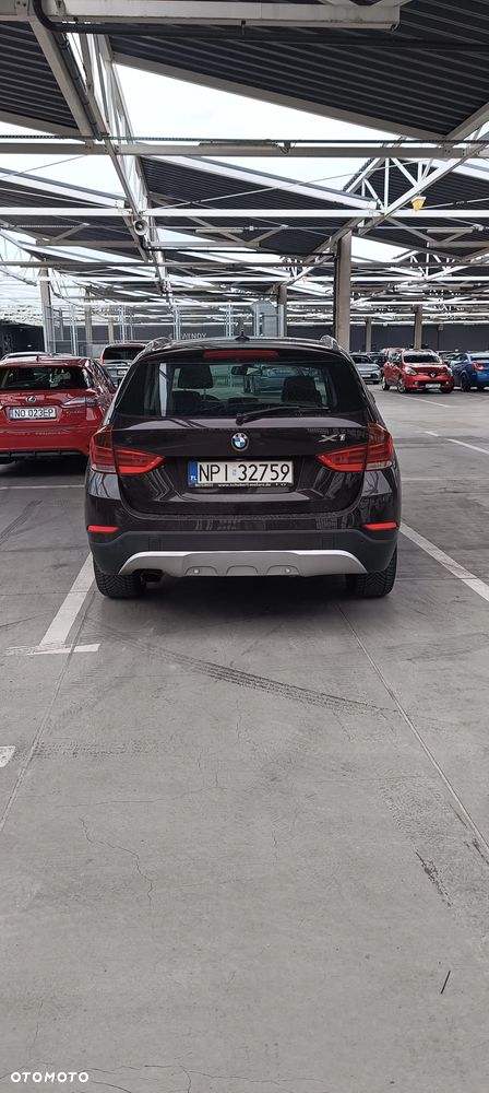 BMW X1 xDrive18d Sport Line - 4