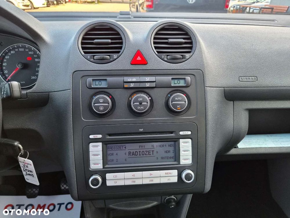 Volkswagen Caddy - 29