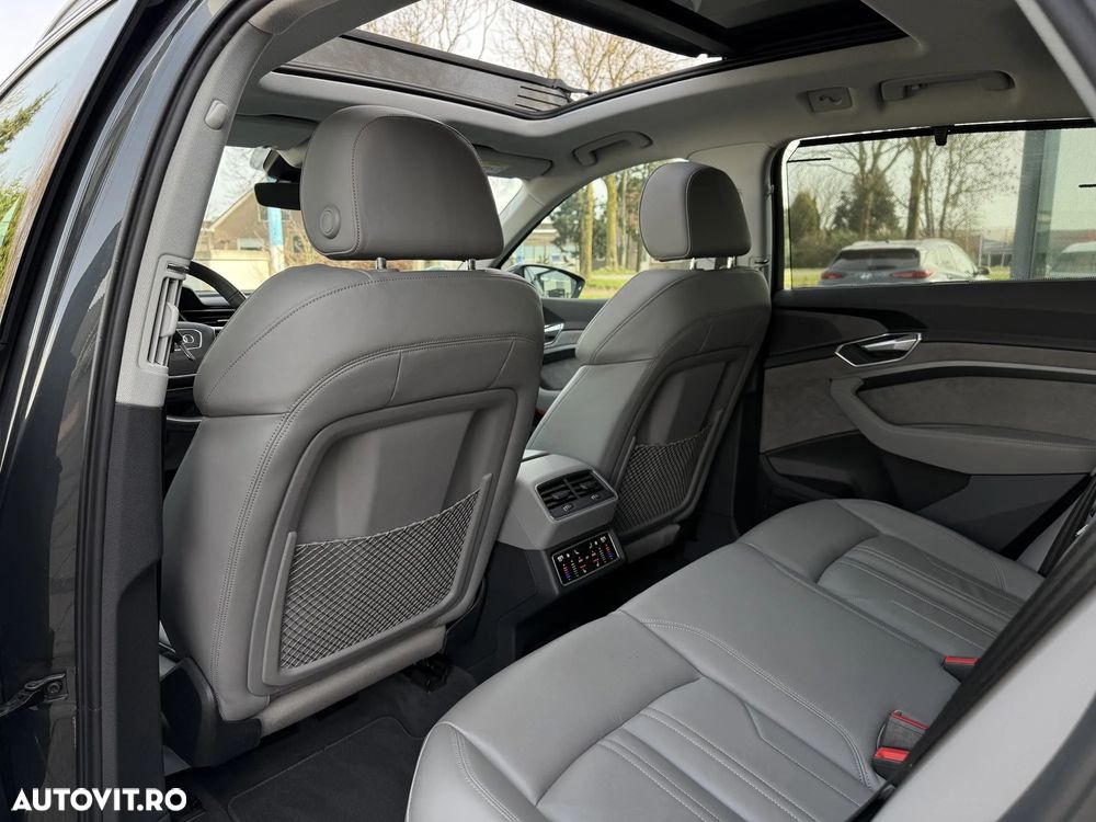 Audi e-tron 55 quattro advanced - 21