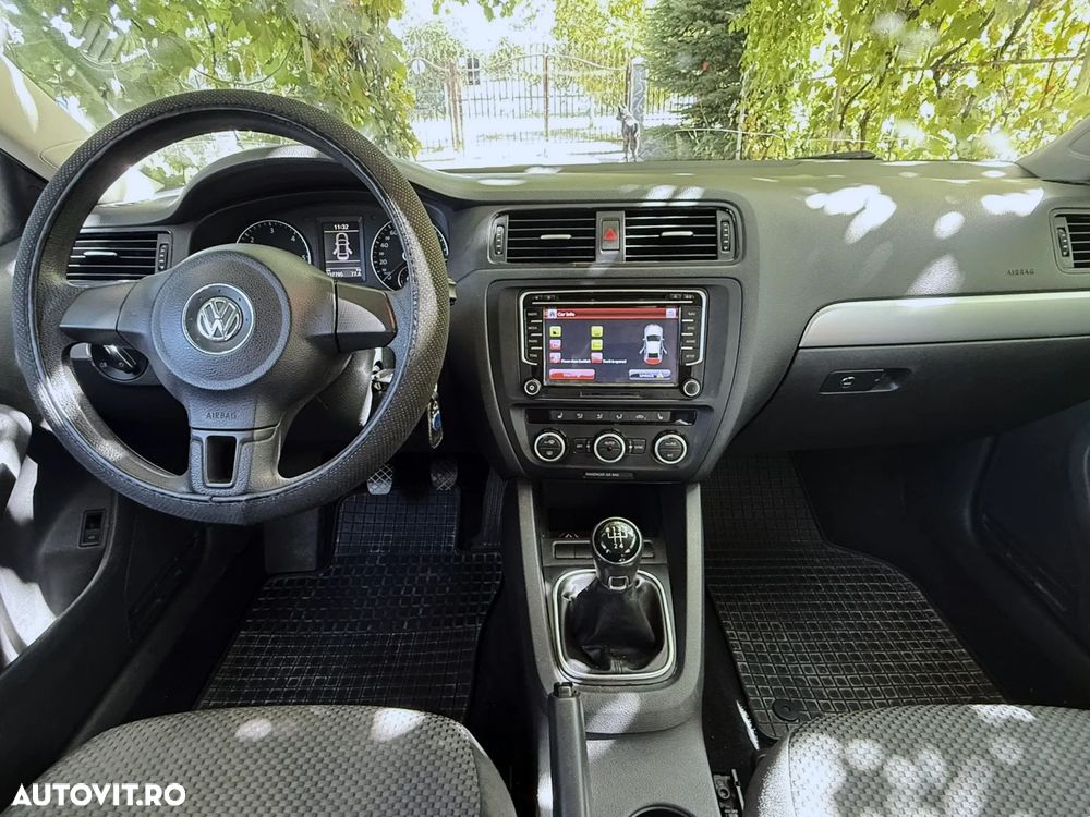 Volkswagen Jetta 1.6 TDI CR DPF Comfortline - 6