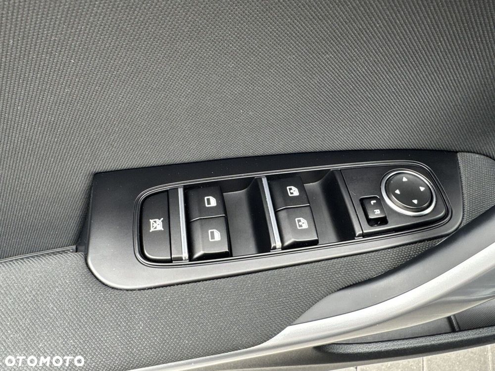 Kia Ceed 1.5 T-GDI M - 13
