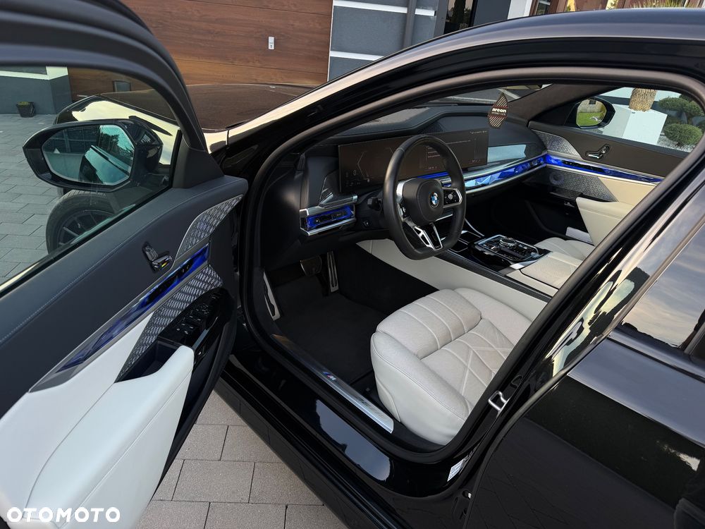 BMW Seria 7 740d xDrive - 10