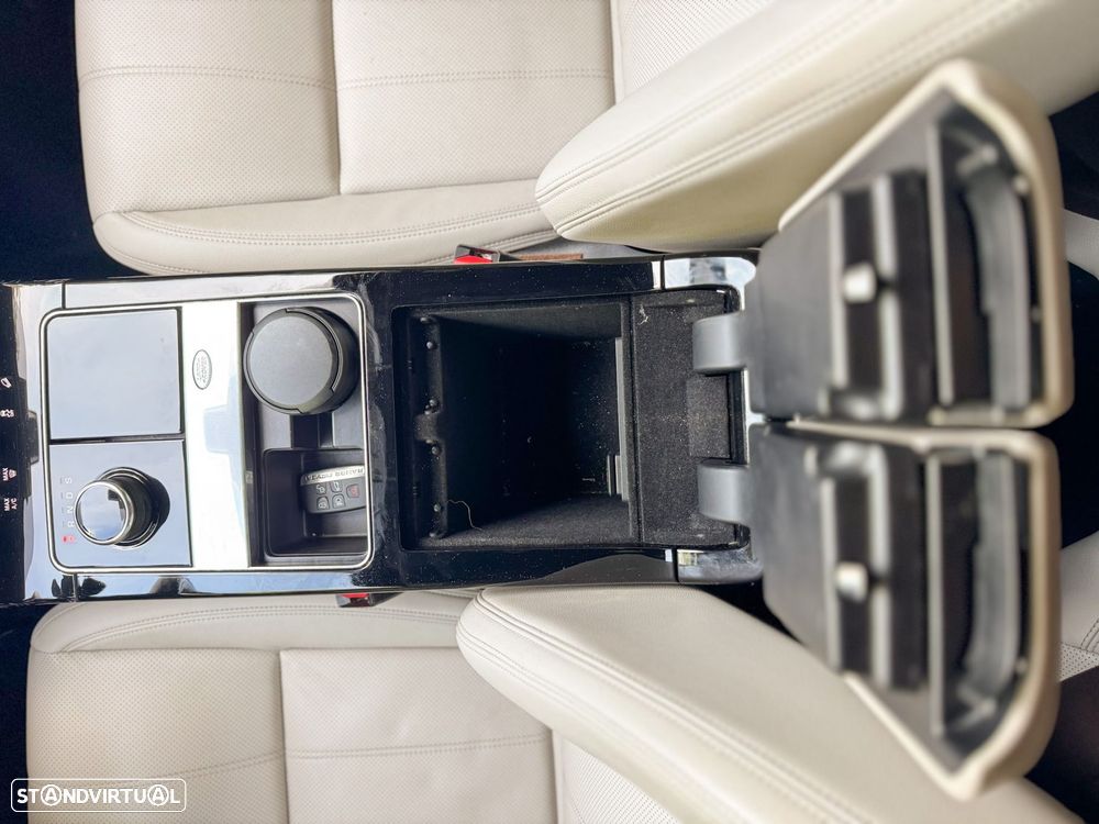 Land Rover Range Rover Velar 2.0d R-Dynamic HSE - 44