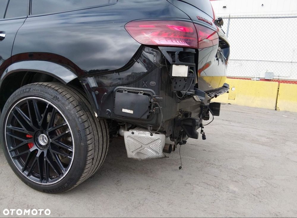 Mercedes-Benz GLS - 6