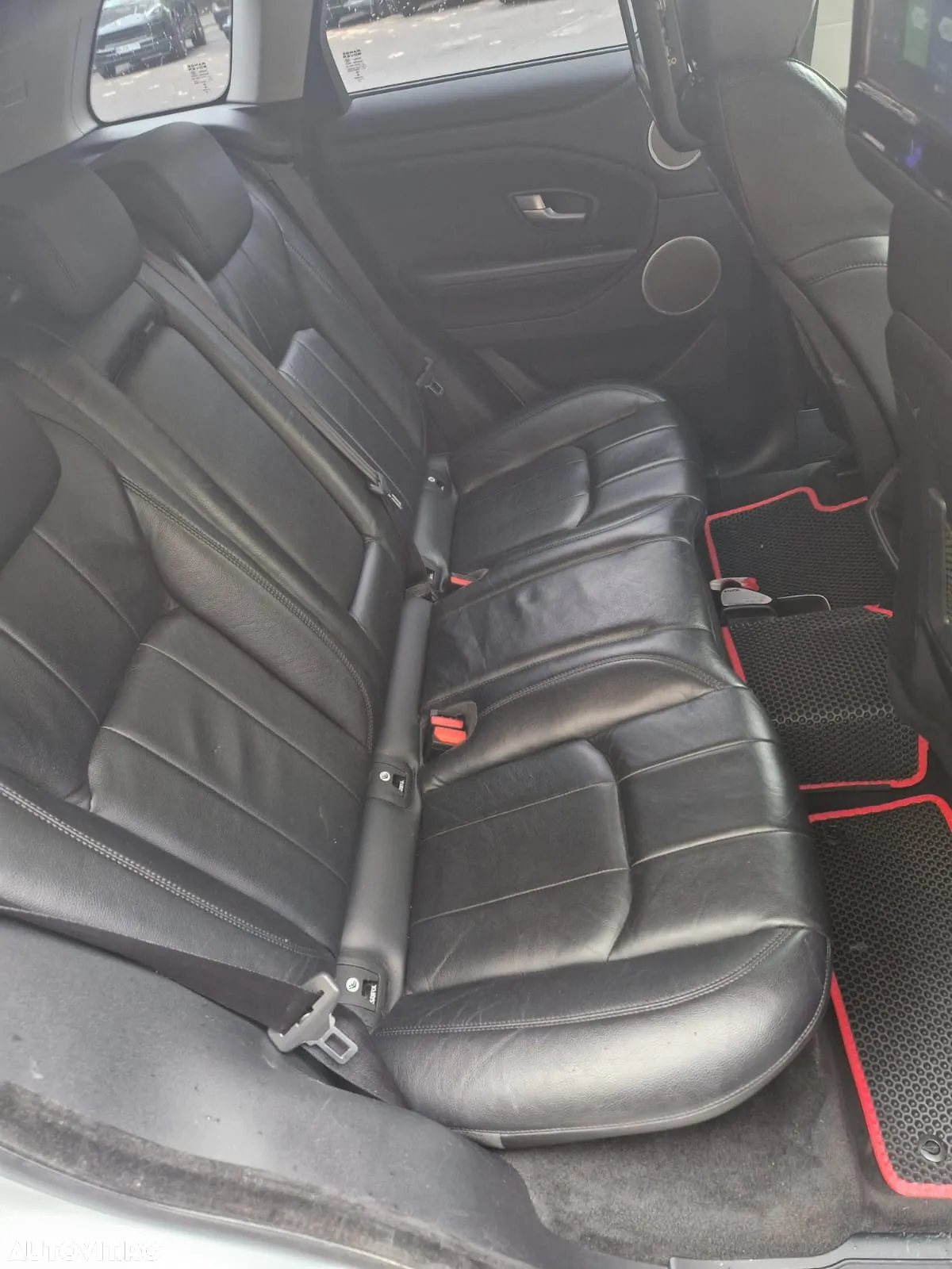 Land Rover Range Rover Evoque - 18