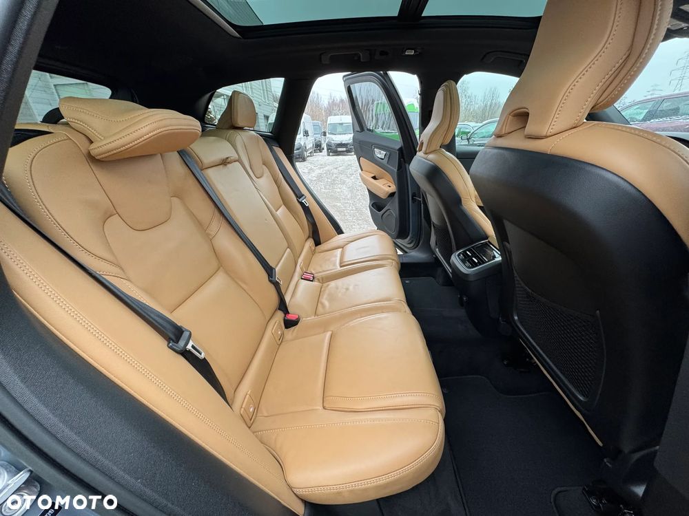 Volvo XC 60 B5 B Inscription - 15