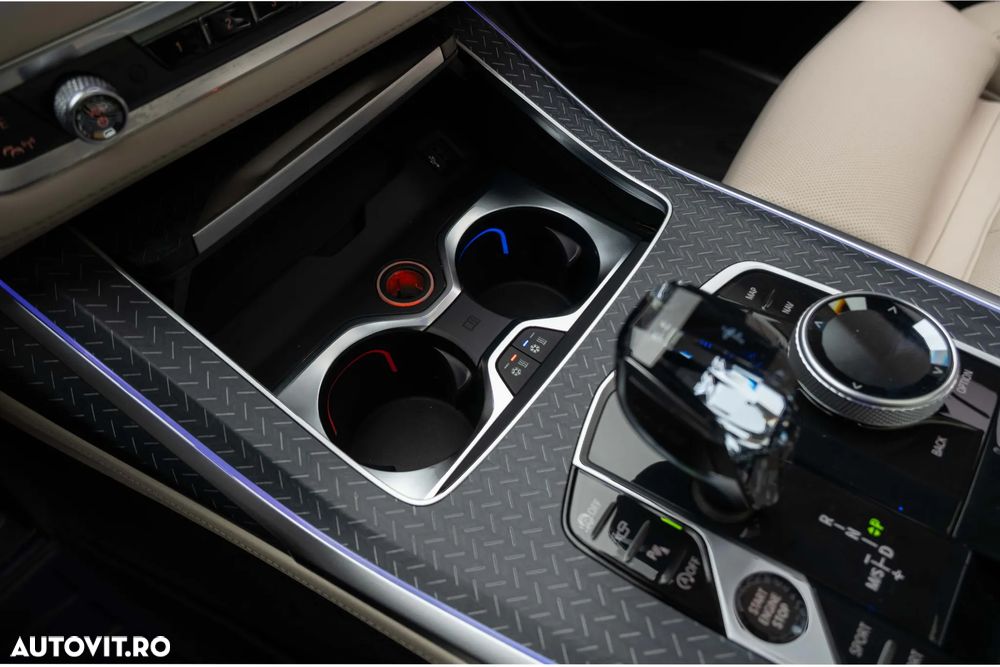 BMW X7 - 17