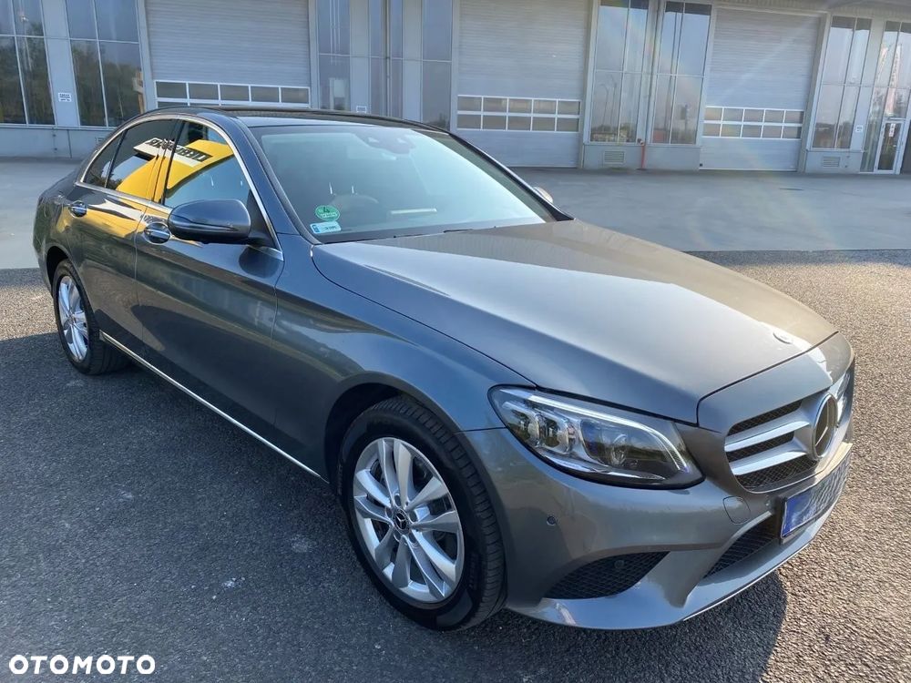 Mercedes-Benz Klasa C 200 4MATIC 9G-TRONIC - 2