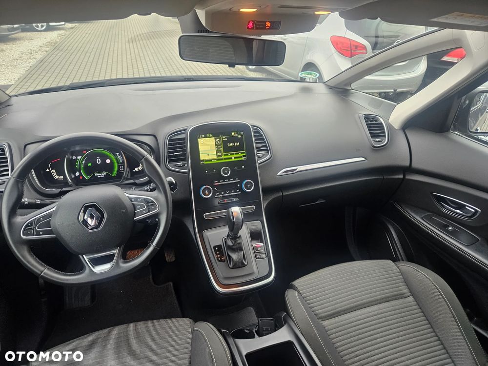 Renault Grand Scenic - 13
