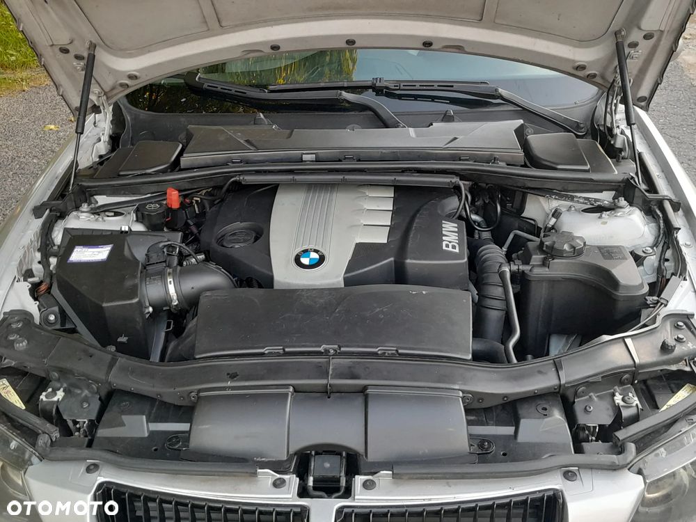 BMW Seria 3 320d DPF - 9