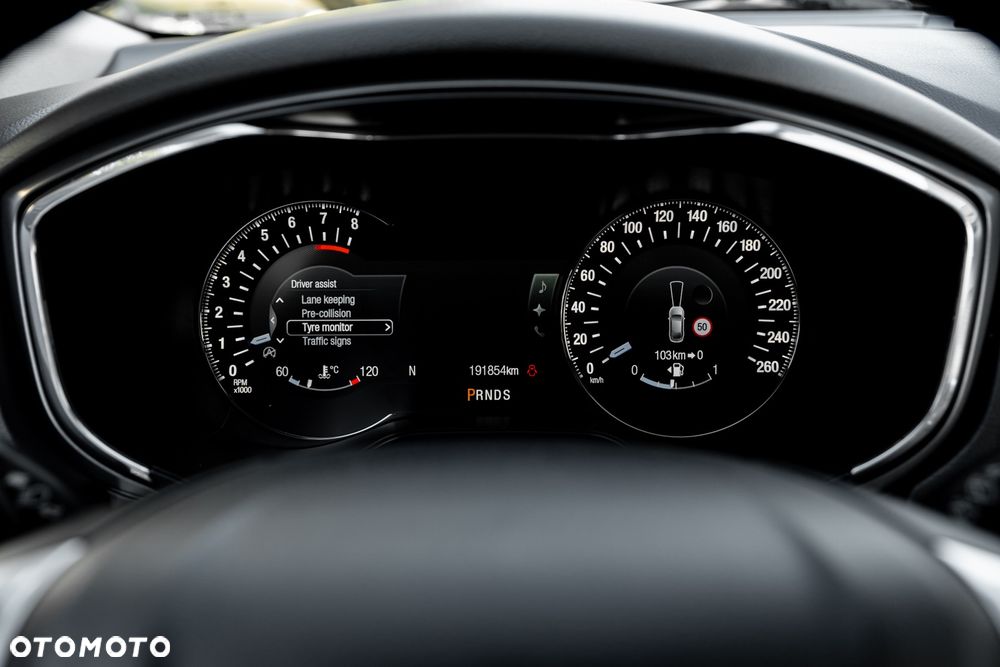 Ford Mondeo 2.0 EcoBoost ST-Line - 28