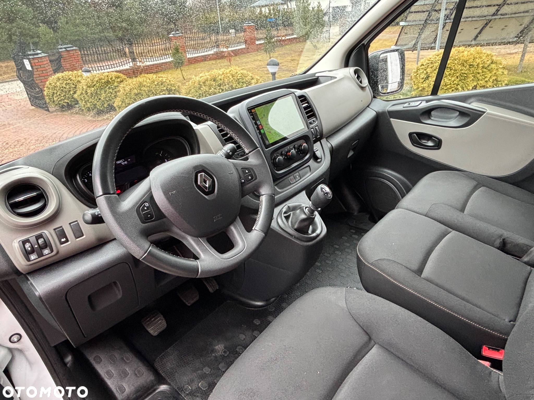 Renault Trafic - 11