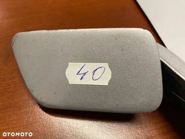 ZAŚLEPKA SPRYSKIWACZA PRAWA 7056946 BMW E60 E61 - 2