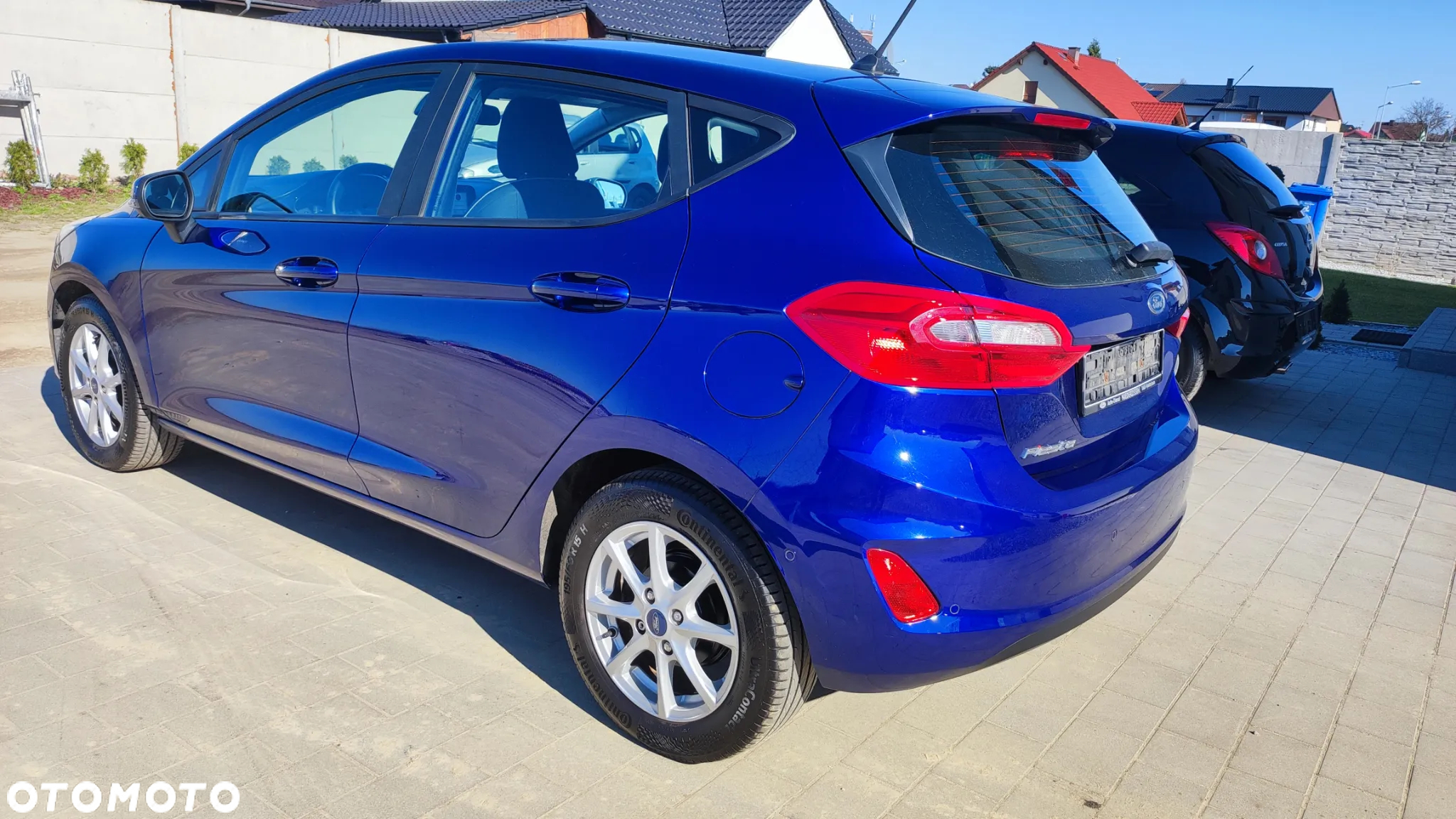 Ford Fiesta 1.0 EcoBoost S&S TITANIUM - 4