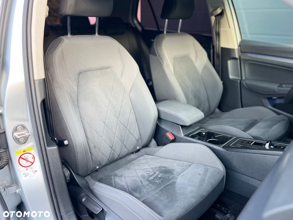 Volkswagen Golf VIII 1.4 TSI Plug-In Hybrid Style DSG - 16