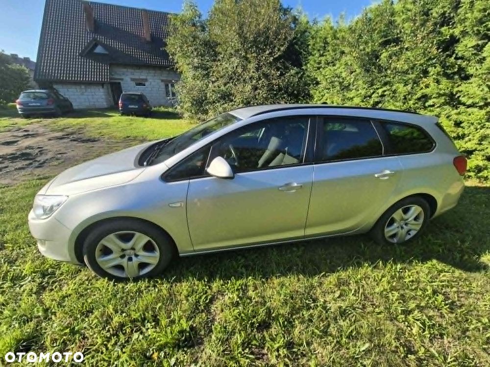 Opel Astra 1.6 T Sport - 2