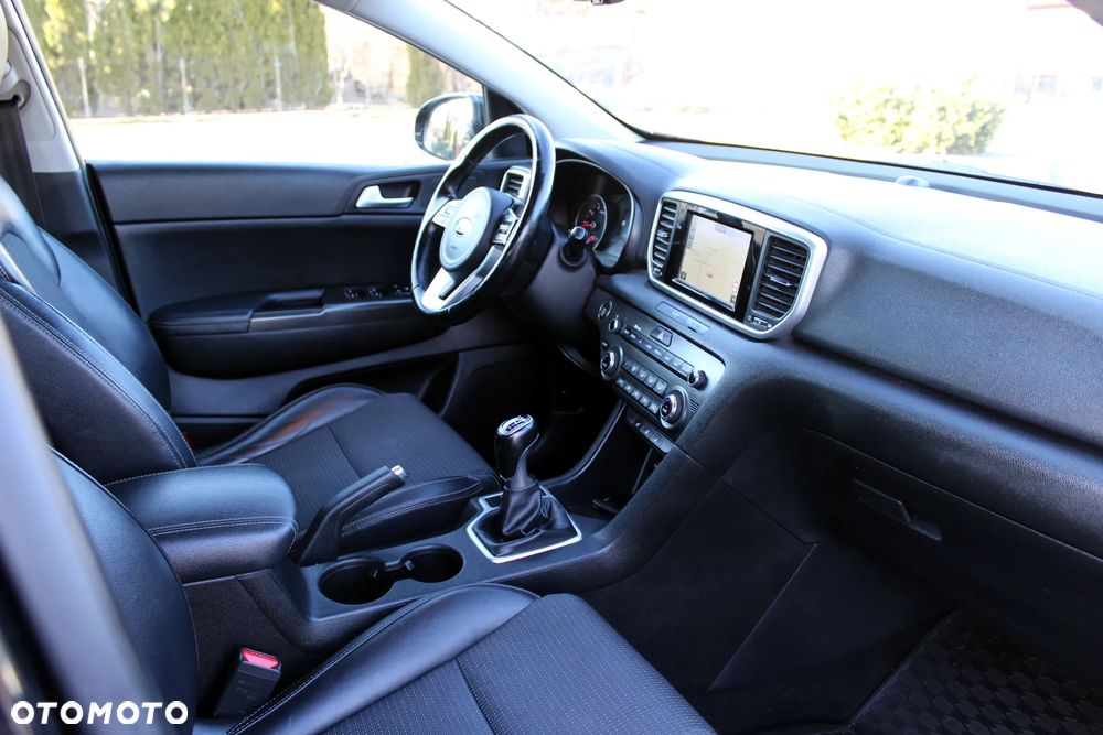 Kia Sportage - 16
