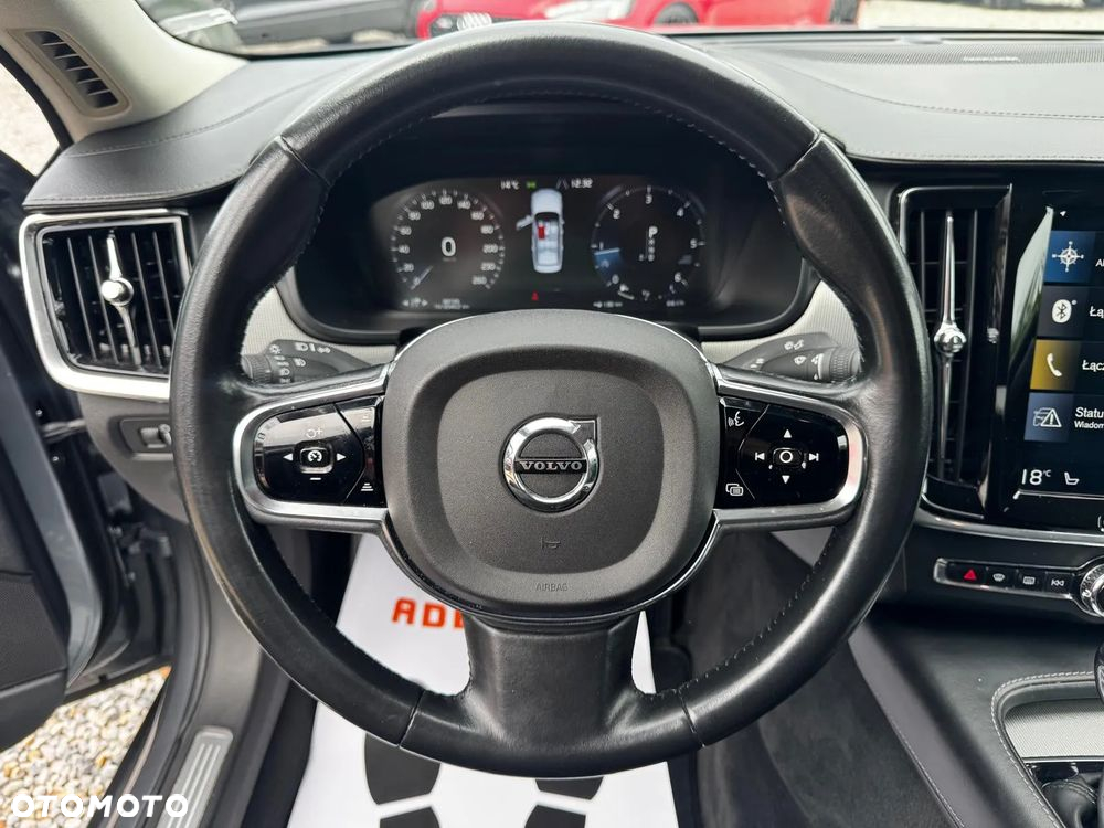 Volvo S90 D4 Inscription - 34