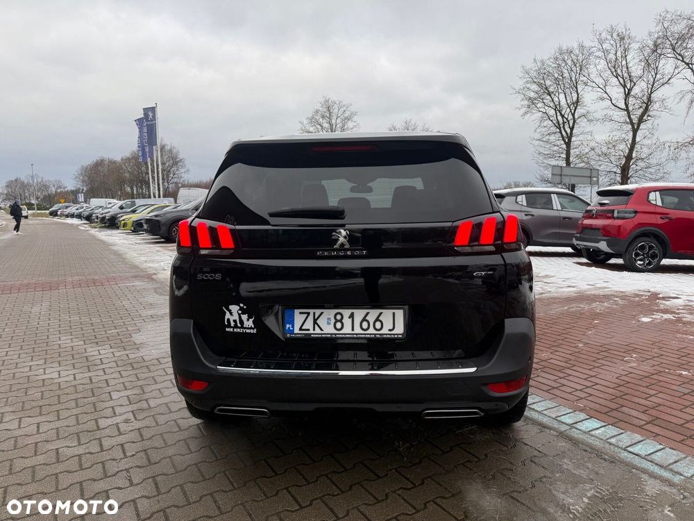 Peugeot 5008 - 4