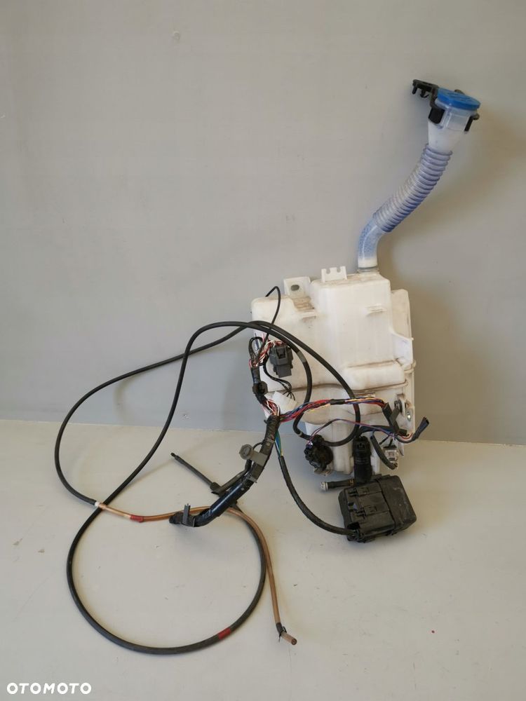 MAZDA CX-5 I CX5 I 12-17 ZBIORNICZEK SPRYSKIWACZY KD3567480 - 1