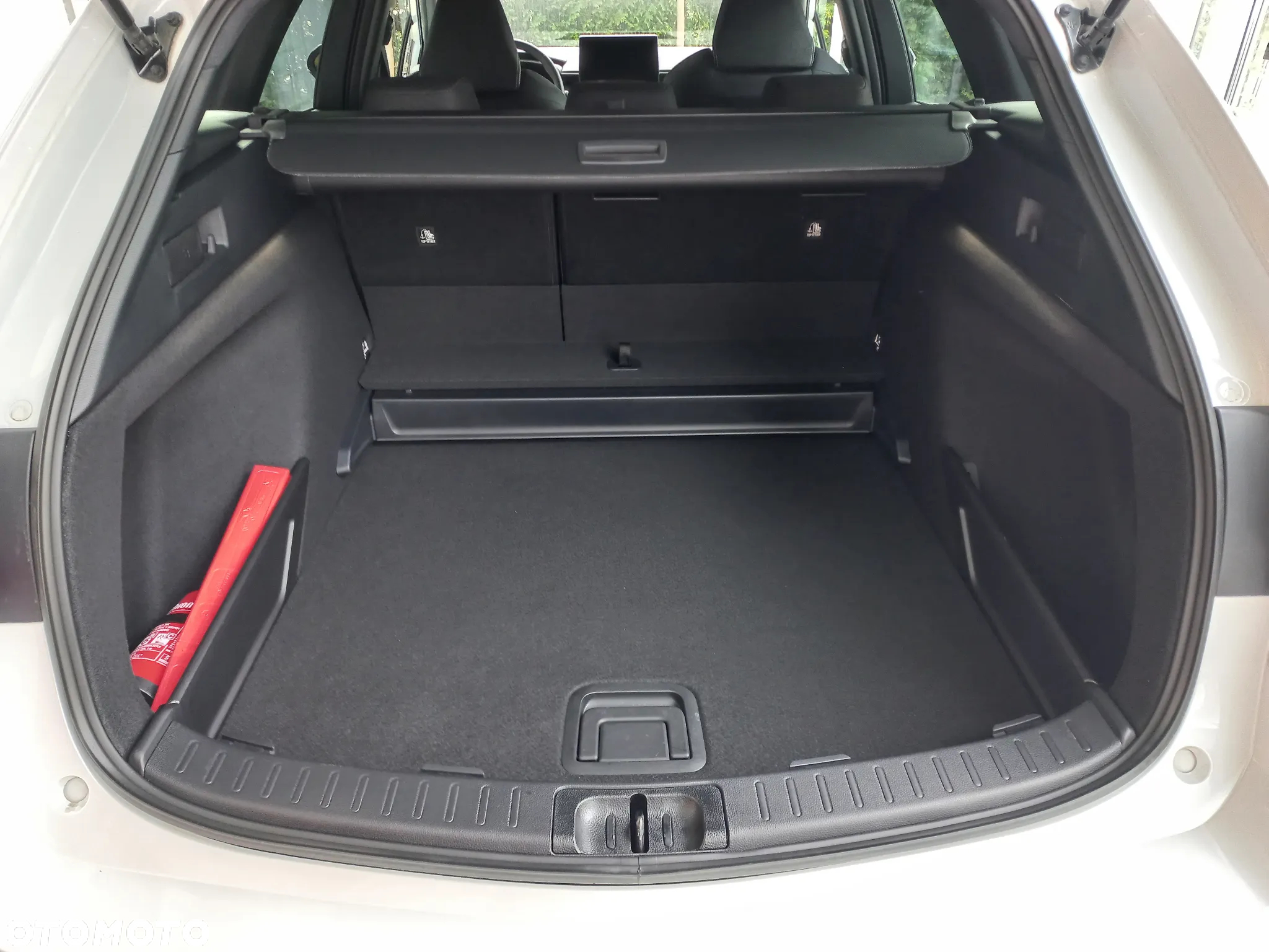 Suzuki Swace 1.8 Hybrid Elegance CVT - 12