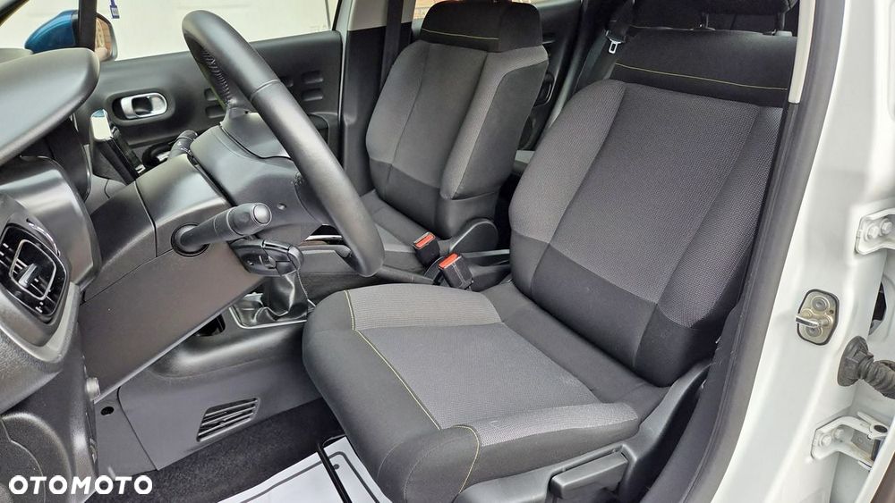 Citroën C3 1.2 PureTech Shine - 18