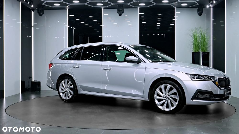 Skoda Octavia 2.0 TSI 4x4 Style DSG - 12