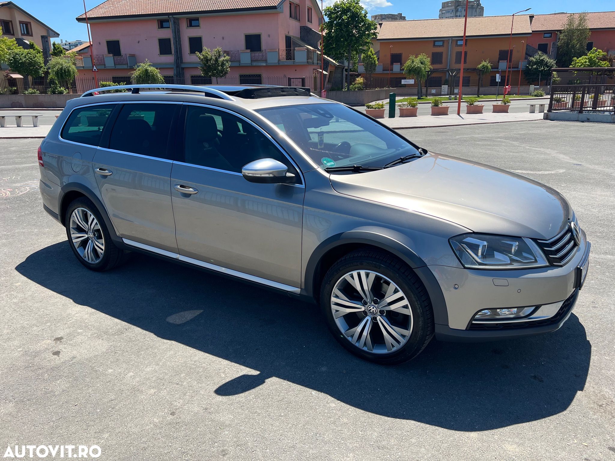 Volkswagen Passat Alltrack 2.0 TDI 4Motion DSG BlueMotion Tec - 1