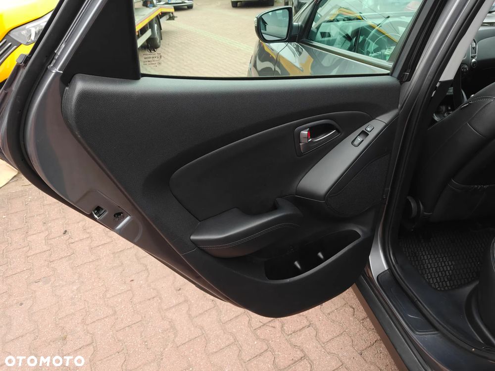 Hyundai ix35 1.6 GDI Premium 2WD - 19