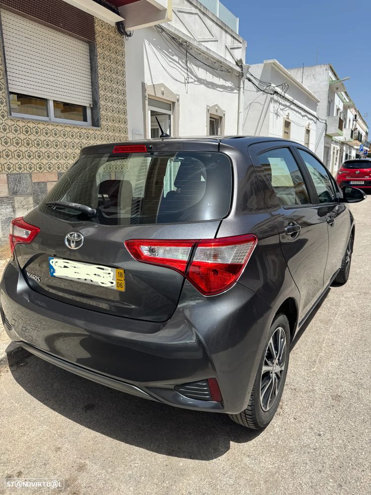 Toyota Yaris 1.0 VVT-i Comfort+P.Style - 9
