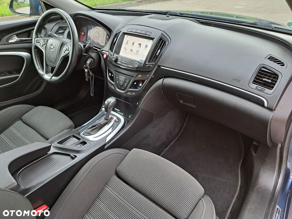 Opel Insignia - 17