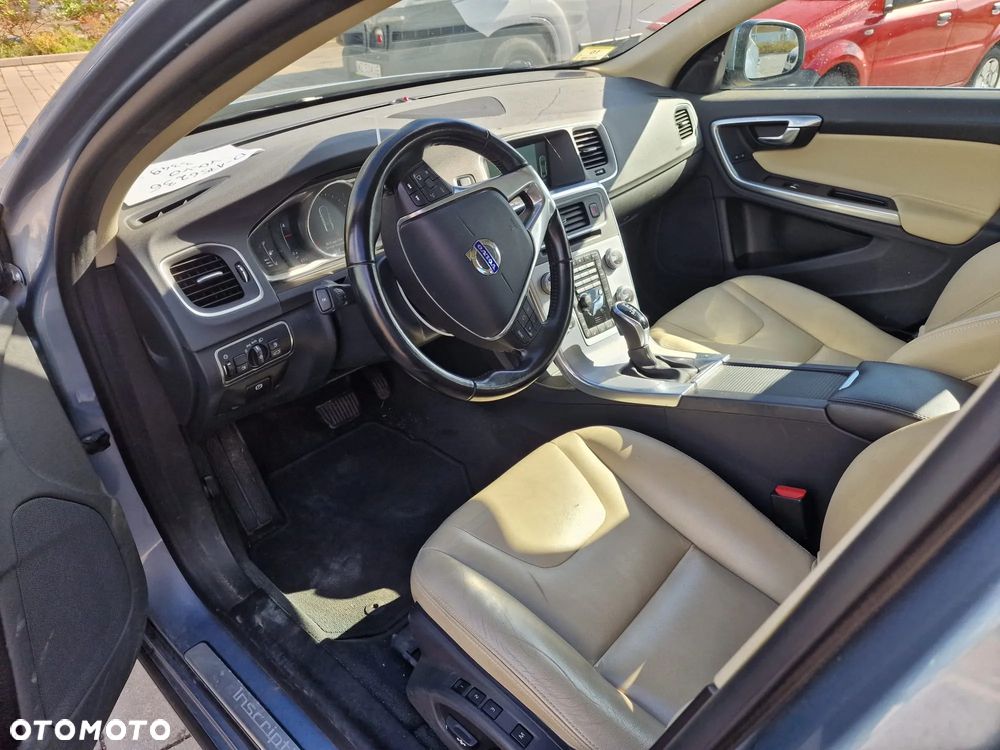 Volvo S60 - 24