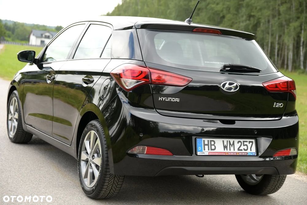 Hyundai i20 1.2 Passion - 6