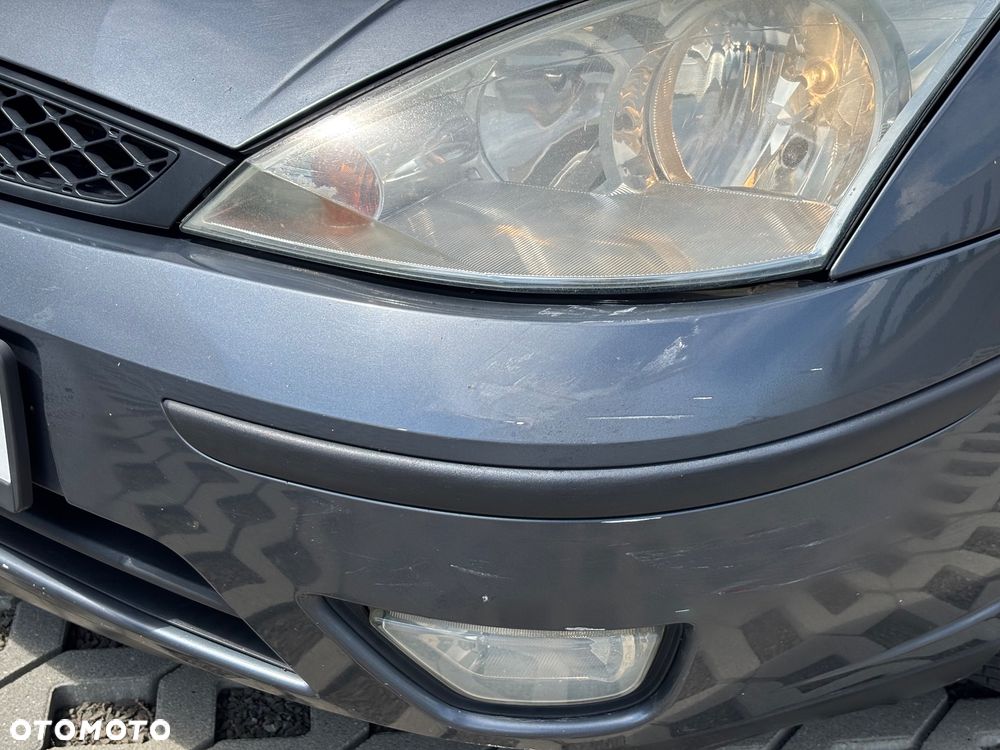 Ford Focus 1.6 Ghia - 18