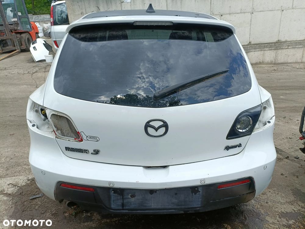 MAZDA 3 I BK 03-06 2005 r. SPORT klapa tylna bagażnika biała * - 1