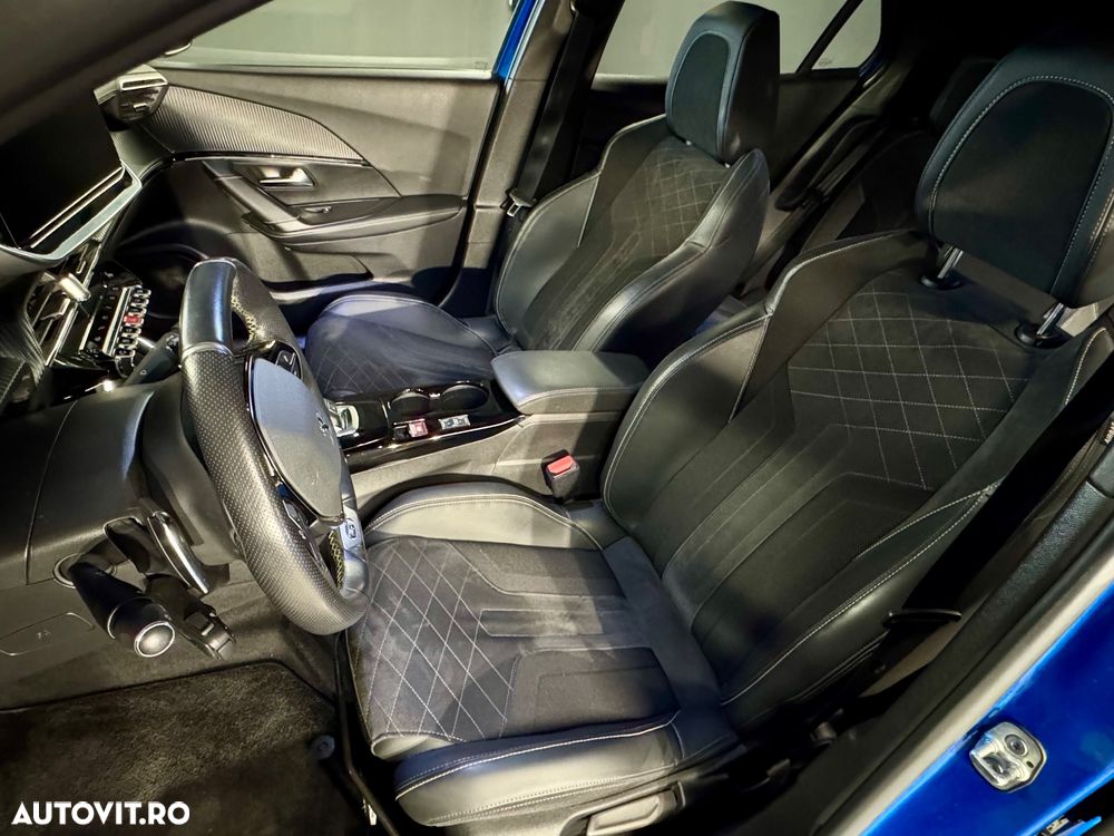 Peugeot 2008 1.2 PureTech EAT8 STT GT - 9
